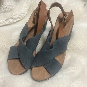 Tom’s Denim Espadrille Heeled Platforms 🌵8W